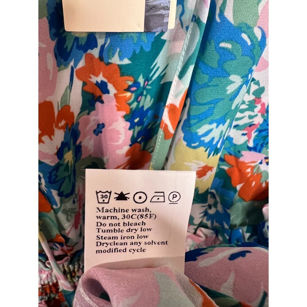 NWT Dokotoo Floral Dress Size MED Long Sleeve Ruffles - Picture 3 of 6